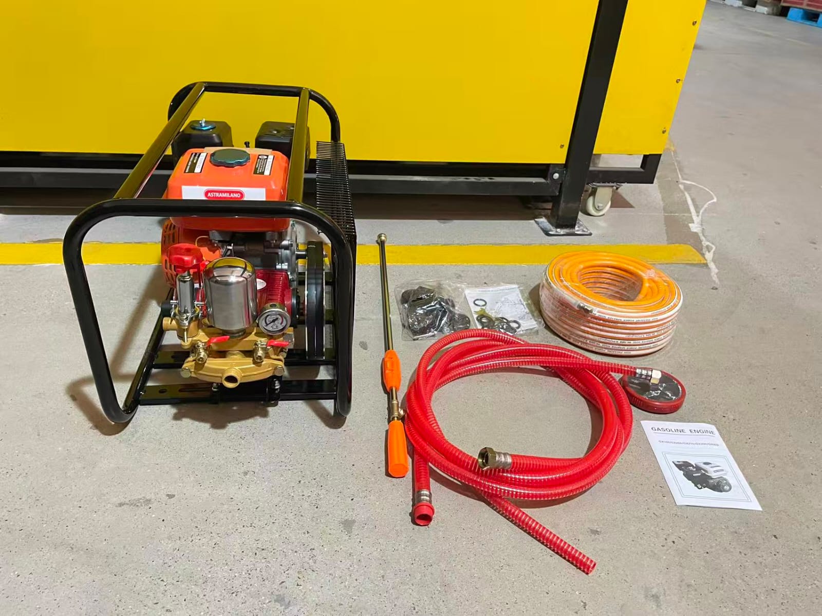 7.5HP Petrol Trolley Sprayer with Spraying Hose - Image 2